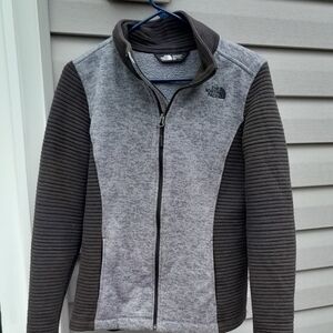 The North Face Kids Gray and Black Fleece Jacket